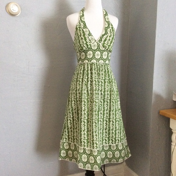 Trixxi Dresses & Skirts - Trixxi green & white halter dress.